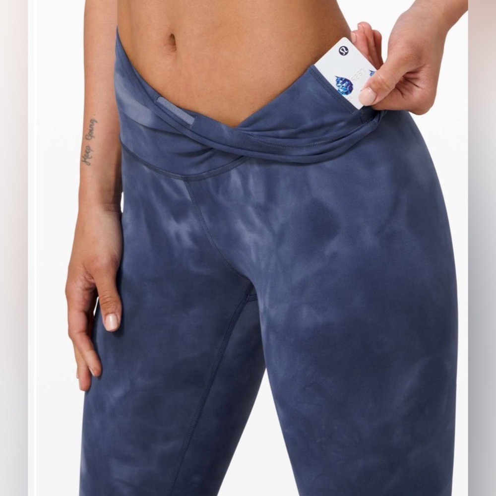 Lululemon Wunder Train Tight 25 Inseam Diamond Dye Naval Blue size 16 - Picture 9 of 9